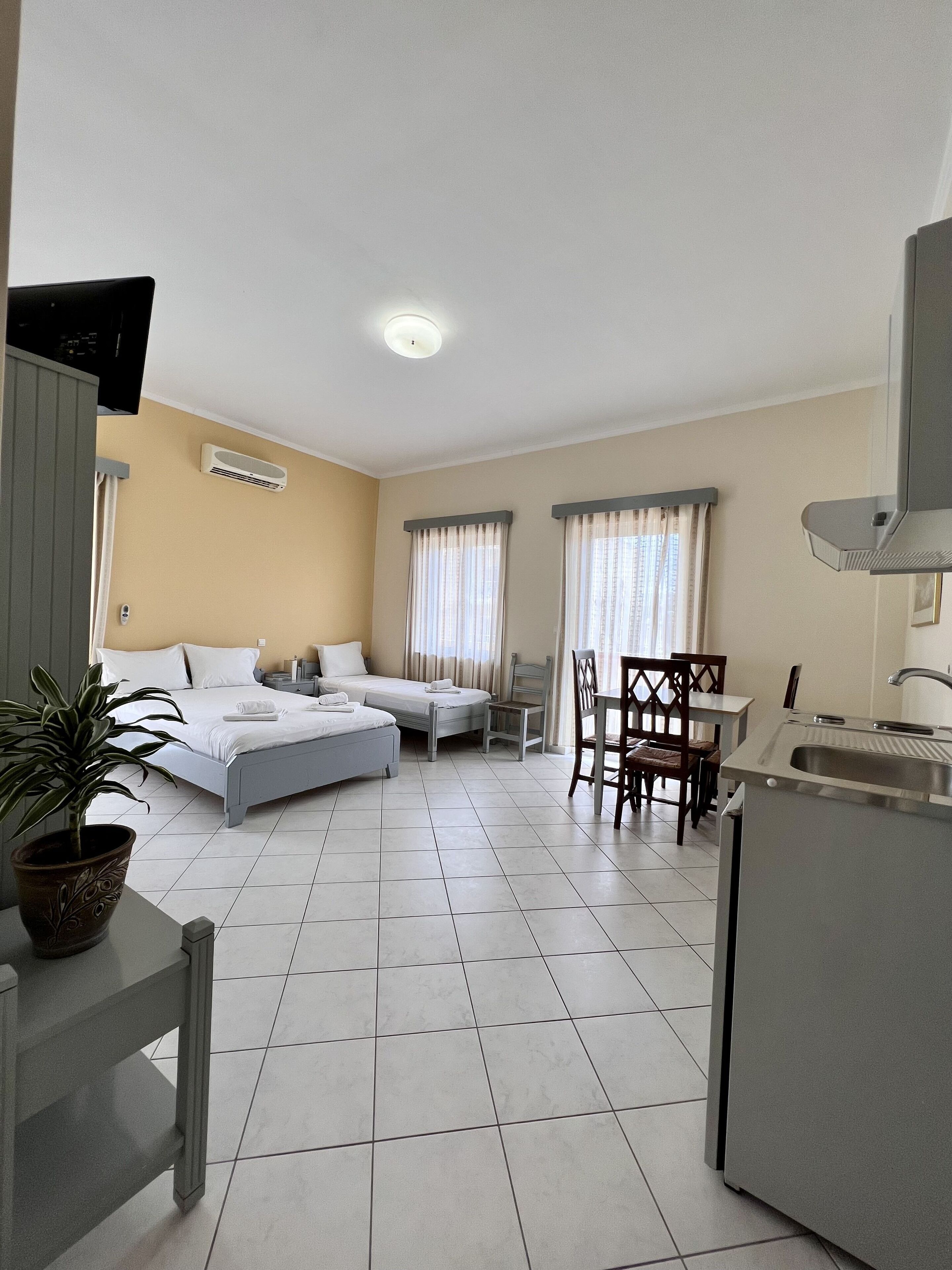 standard apartment, 2 bedrooms | 1 bedroom, in-room safe, free wifi, bed sheets
