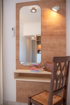 Panoramic Double or Twin Room | Peti besi dalam bilik, Wi-fi percuma, cadar katil 