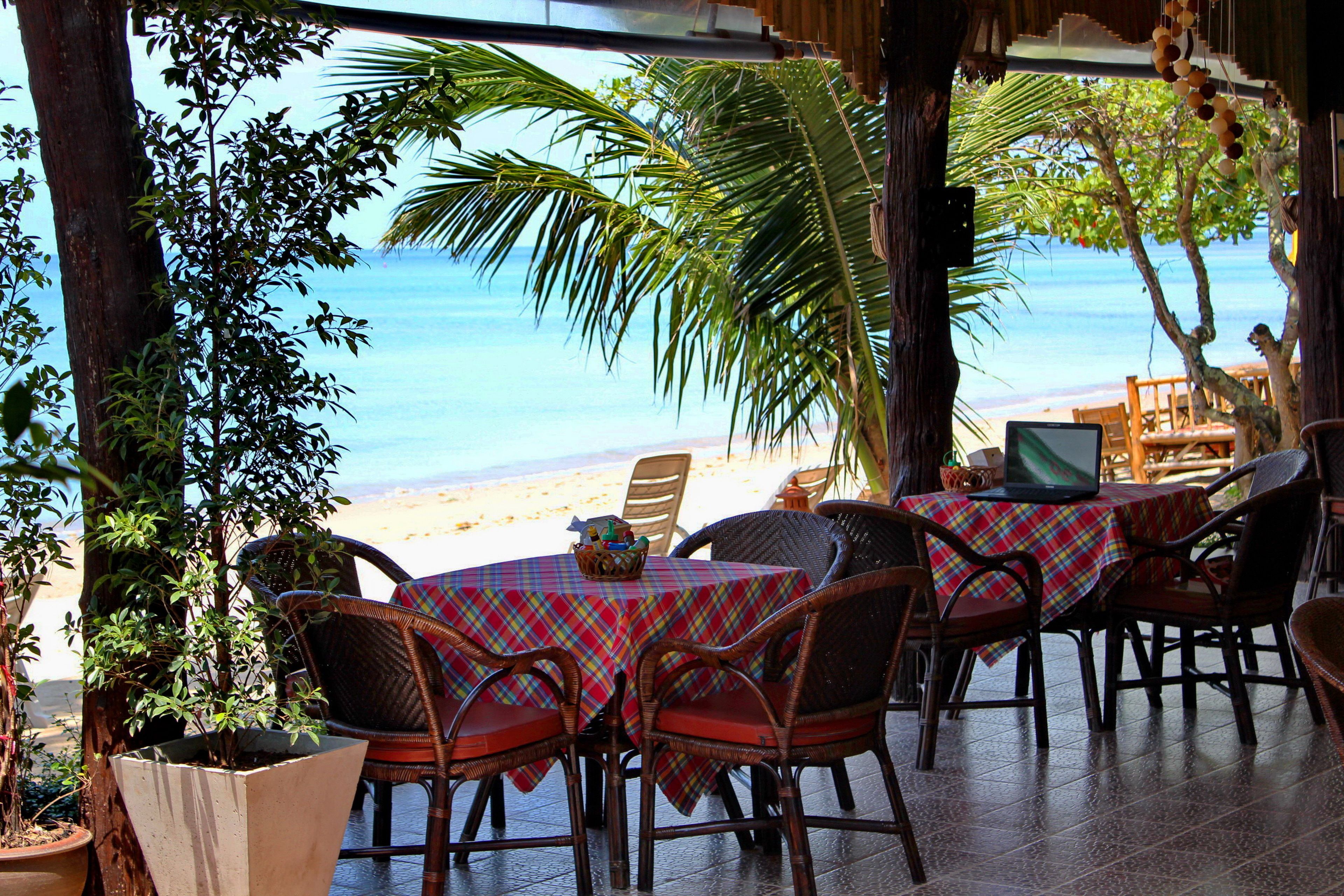 Se sirven desayunos, comidas, cenas y brunch