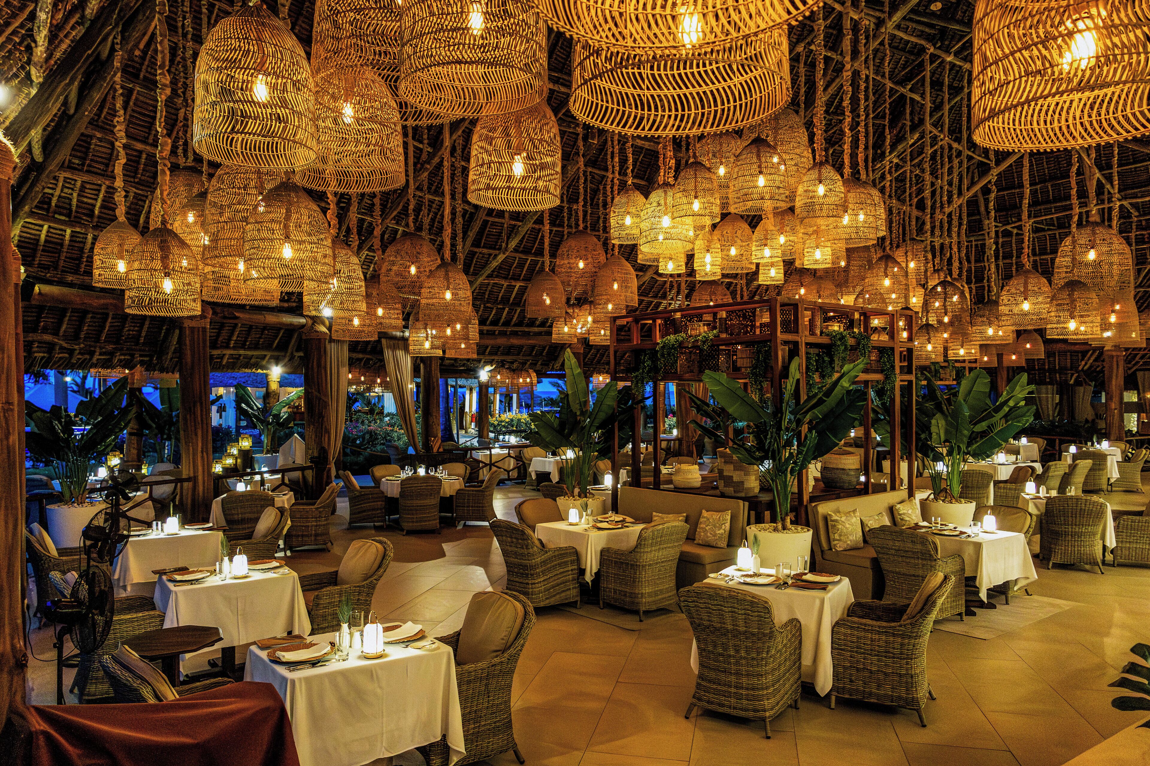 3 restaurants; ze serveren er ontbijt, lunch en diner 