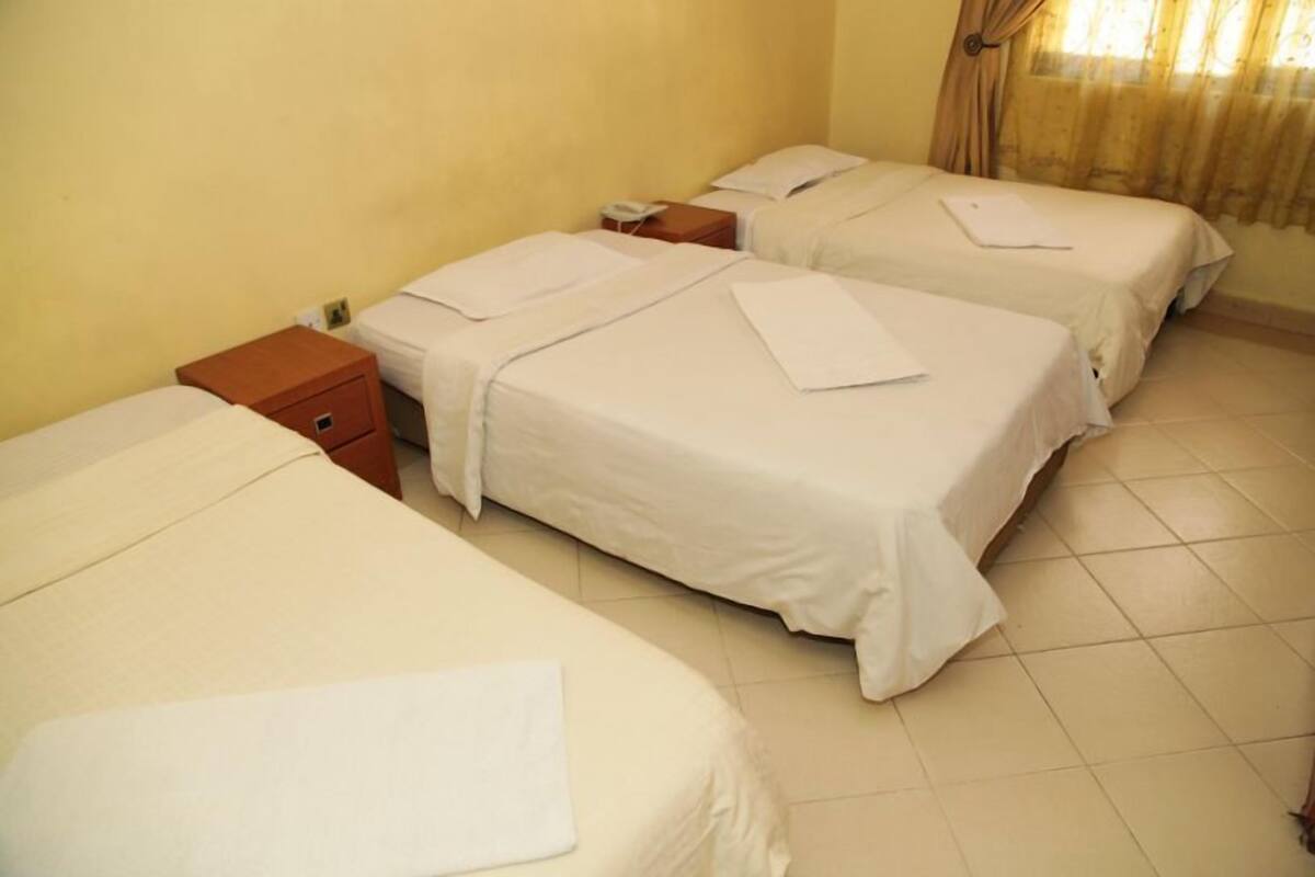 Standard Triple Room | 1 bedroom, premium bedding, in-room safe, WiFi (free)
