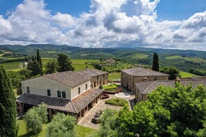 Exterior - Riserva di Fizzano Residence (Castellina in Chianti)