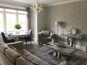 Luxury Apartment, Ensuite (1 bedroom ) - Newmarket Boutique Apartments (Newmarket)