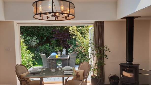 Romantic House, Ensuite, Garden View (Galleried house ) - Newmarket Boutique Apartments (Newmarket)