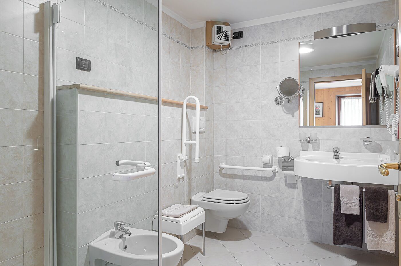 double room | bathroom | shower, free toiletries, hair dryer, bathrobes