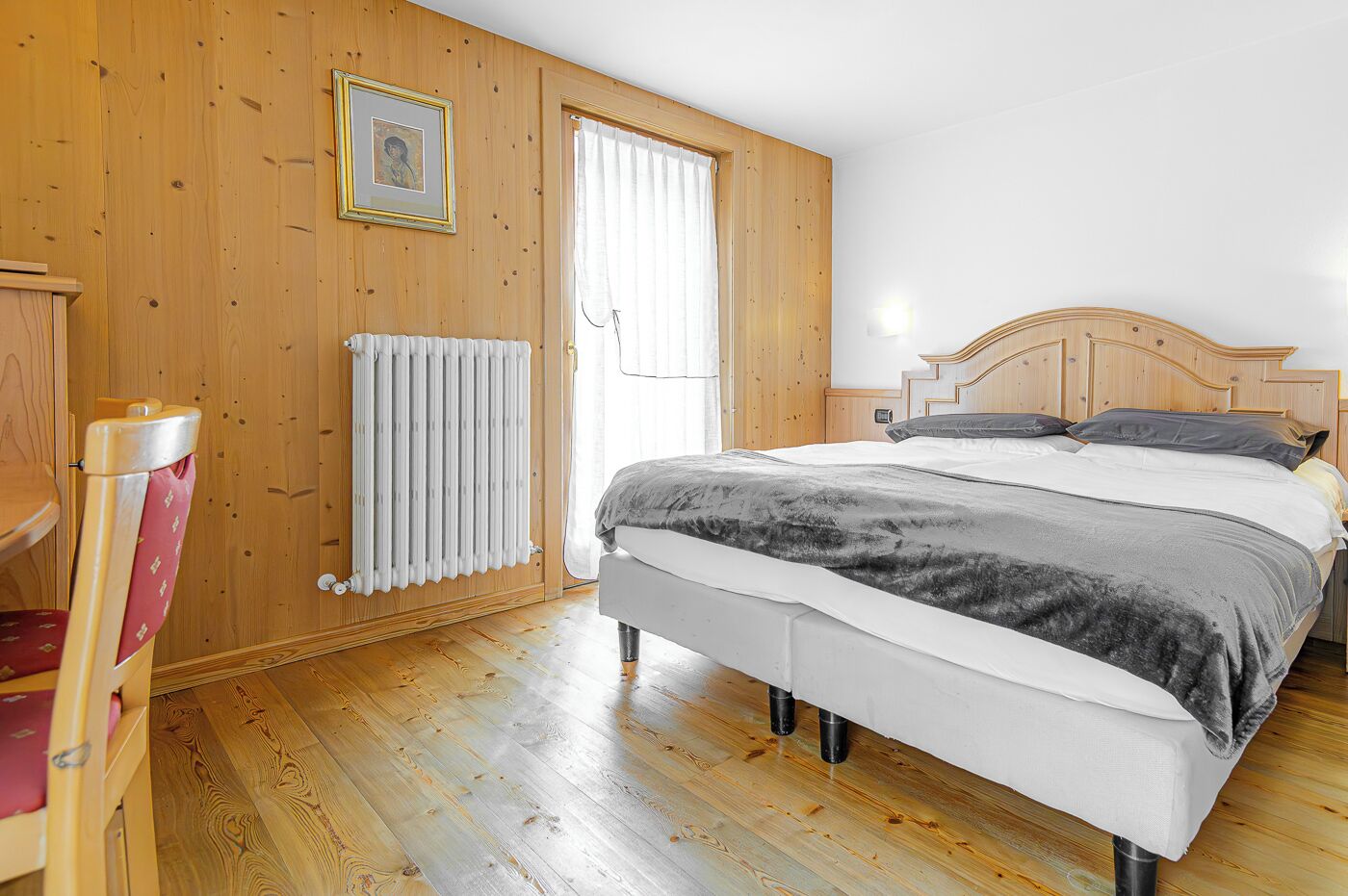 double room | premium bedding, in-room safe, desk, blackout curtains