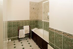 Chambre Familiale | Salle de bain