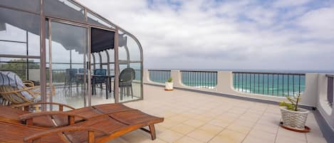 Room 6 | Terrace/patio