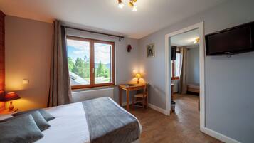 Desk, iron/ironing board, free cribs/infant beds, free rollaway beds