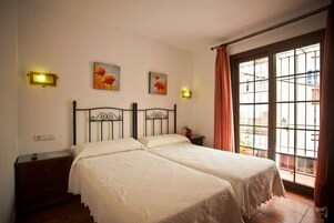 Ropa de cama de alta calidad, cubrecamas y colchones con efecto memoria 