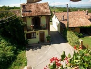 Exterior - L'Angolo di Rosina (Novello)