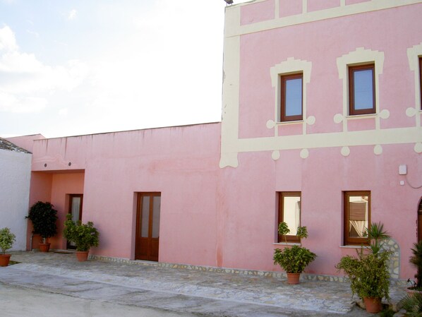 ทางเข้าที่พัก