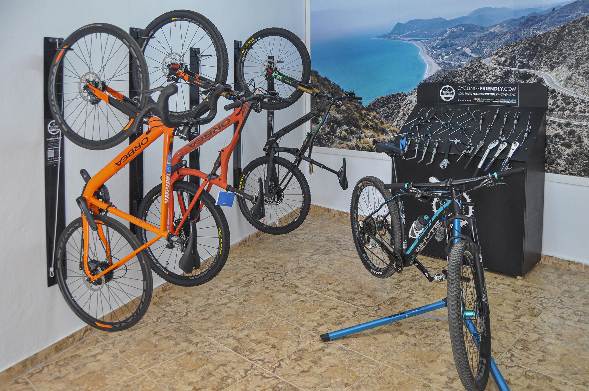 comfort double room (cycling package) | minibar, in-room safe, desk, soundproofing