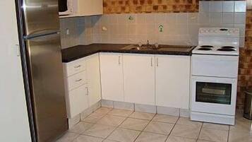 Fridge, microwave, coffee/tea maker, electric kettle