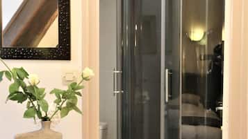 Free toiletries, hair dryer