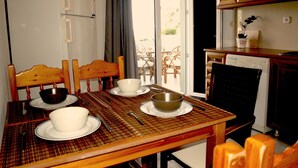 Apartment, 2 Bedrooms, Sea View | Private kitchen | Fridge - Avra (Parga)