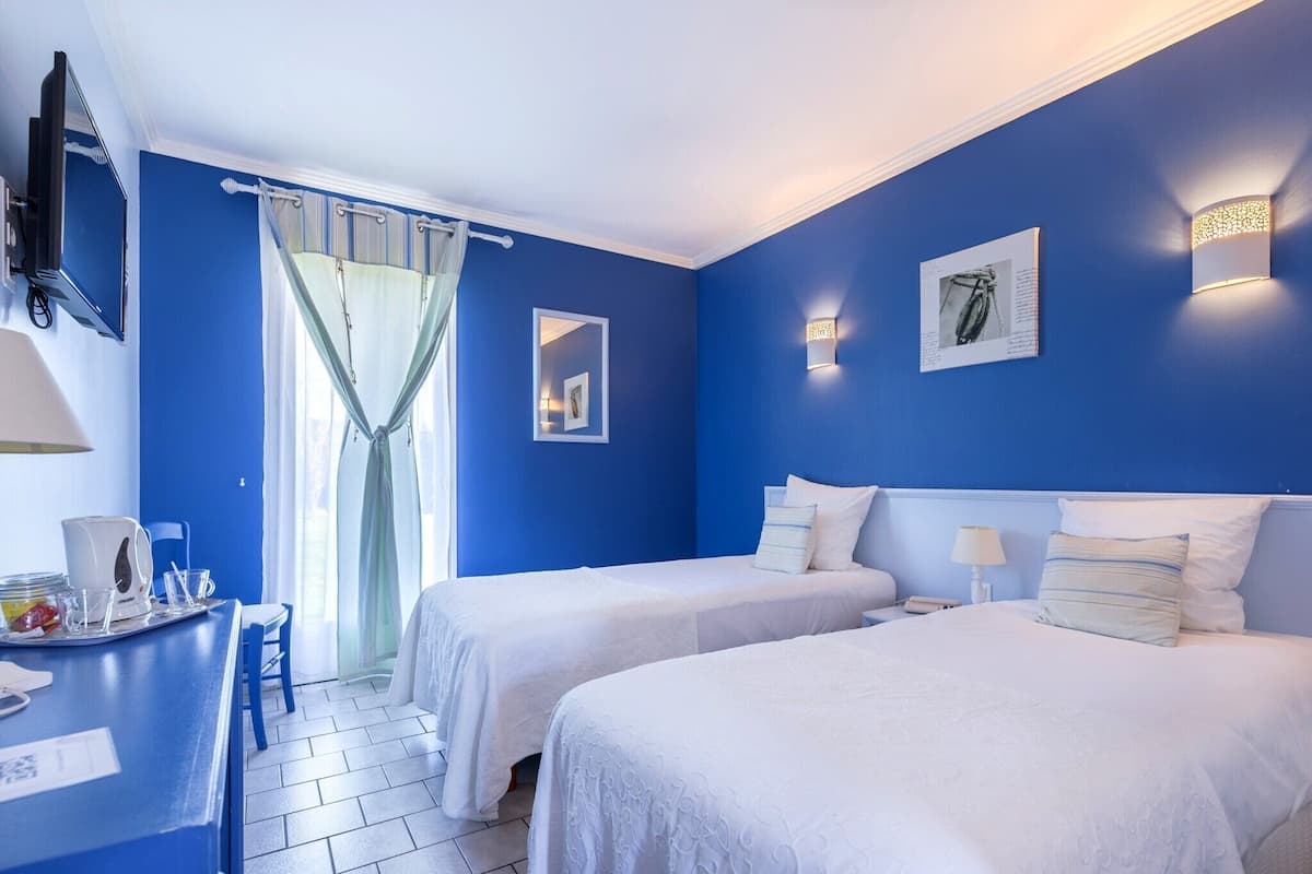 Chambre Standard, 2 lits une place | Bureau, rideaux occultants, chambres insonorisées, Wi-Fi gratuit