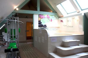 三溫暖烤箱、浴缸、蒸氣室