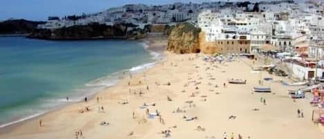 Vlak bij het strand, een gratis shuttleservice van/naar het strand