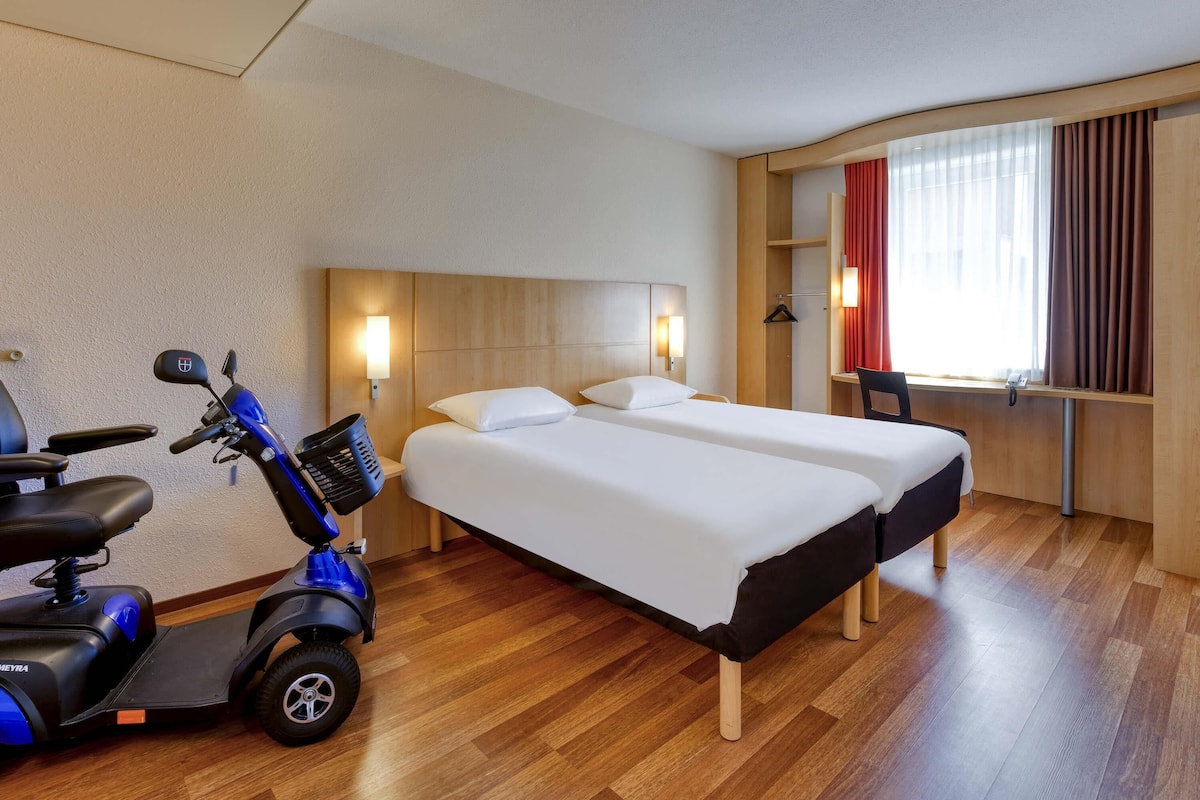 hypo-allergenic bedding, desk, blackout curtains, soundproofing