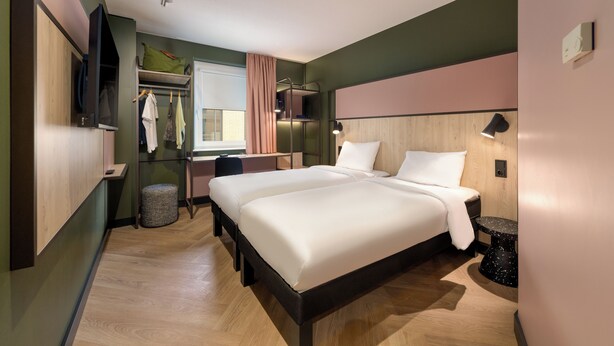 Standard Room, 2 Single Beds | Hypo-allergenic bedding, desk, blackout curtains, soundproofing - ibis Konstanz (Konstanz)
