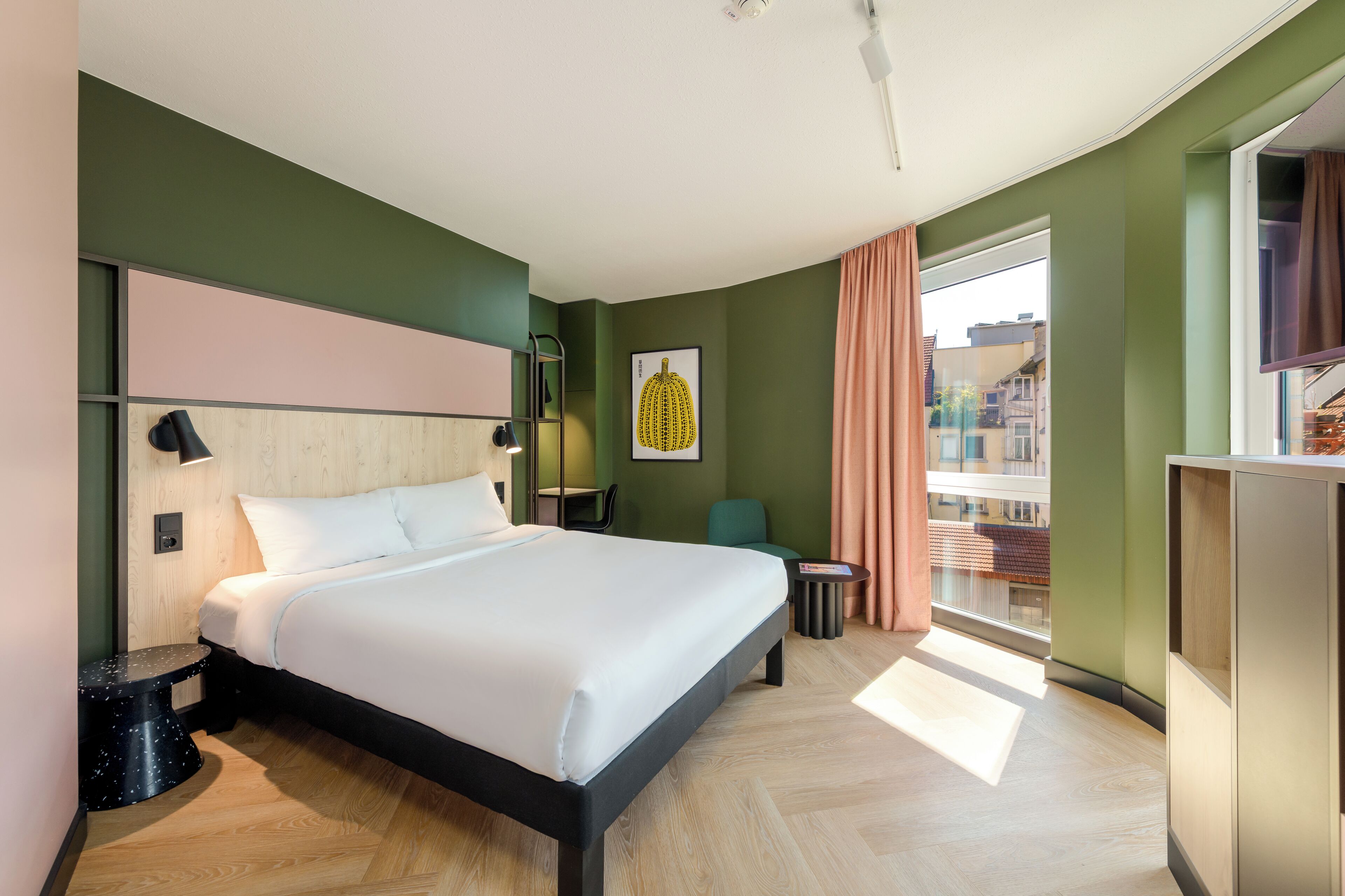 Standardzimmer, 1 Doppelbett | Allergikerbettwaren, Schreibtisch, Verdunkelungsvorhänge