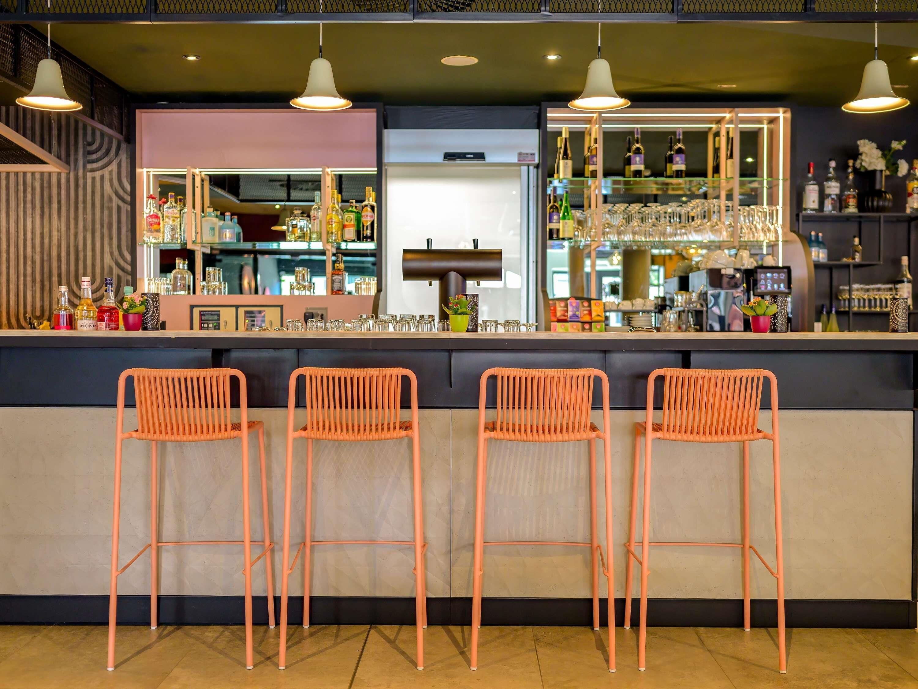 Bar (in der Unterkunft)