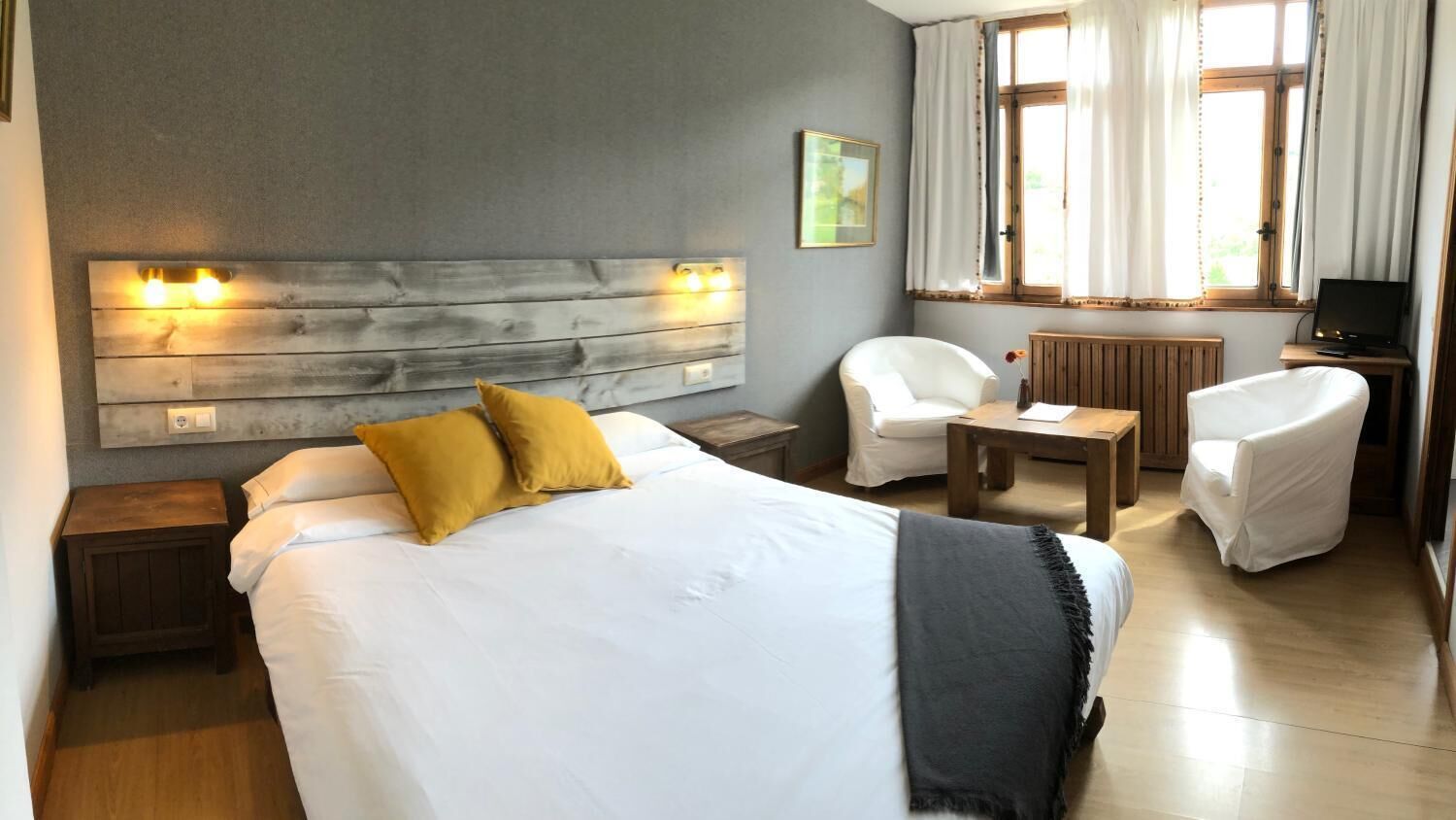 1 bedroom, in-room safe, free cots/infant beds, free wifi