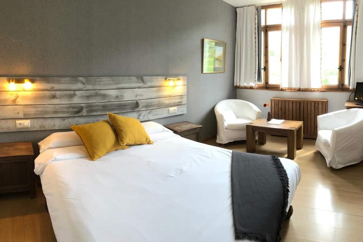 1 bedroom, in-room safe, free cots/infant beds, free wifi