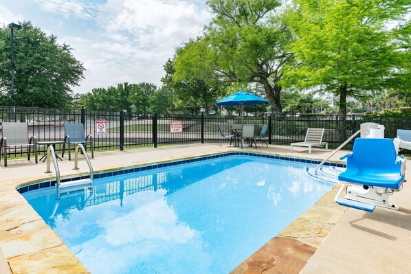 Seasonal outdoor pool