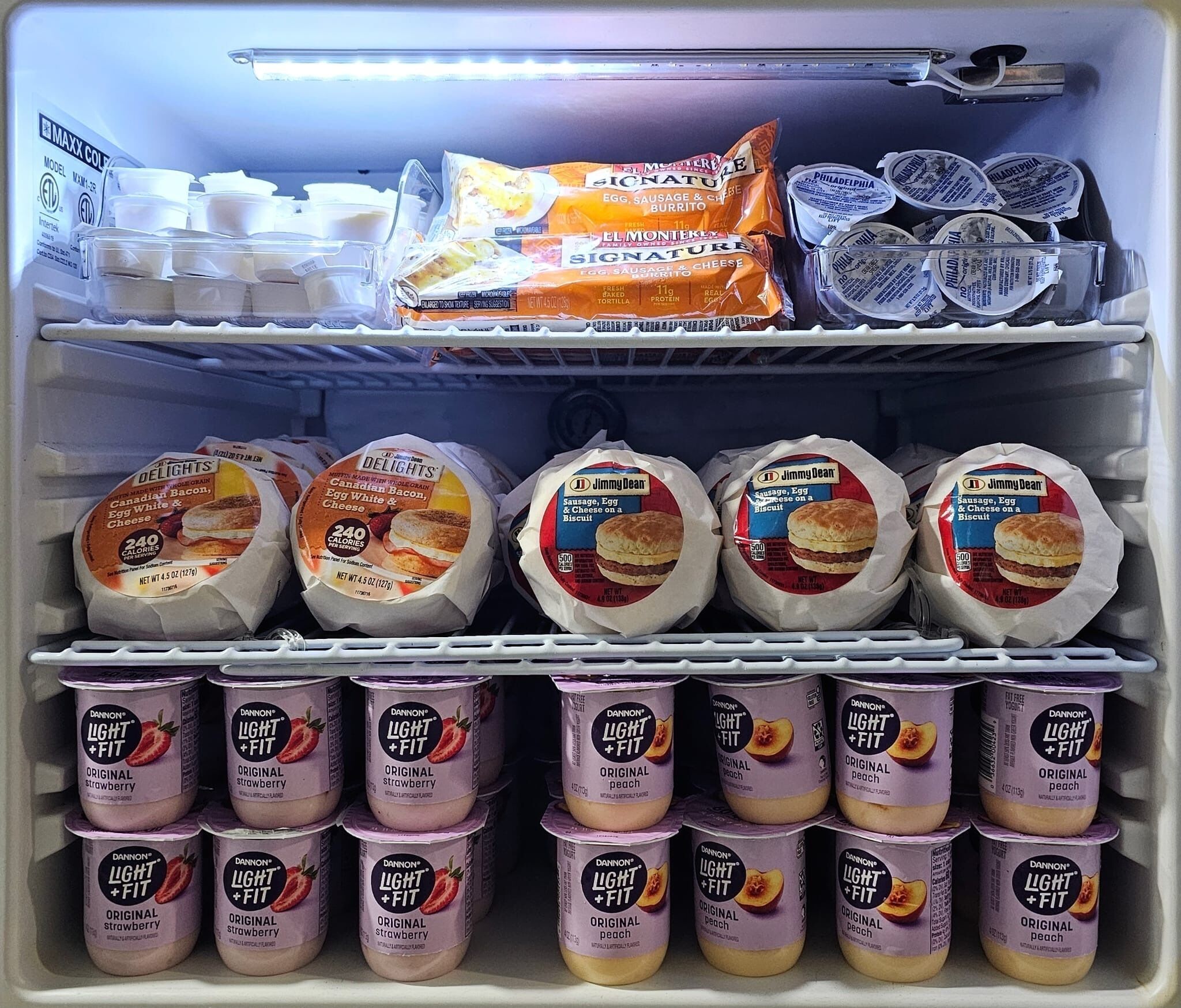 free daily self-service breakfast