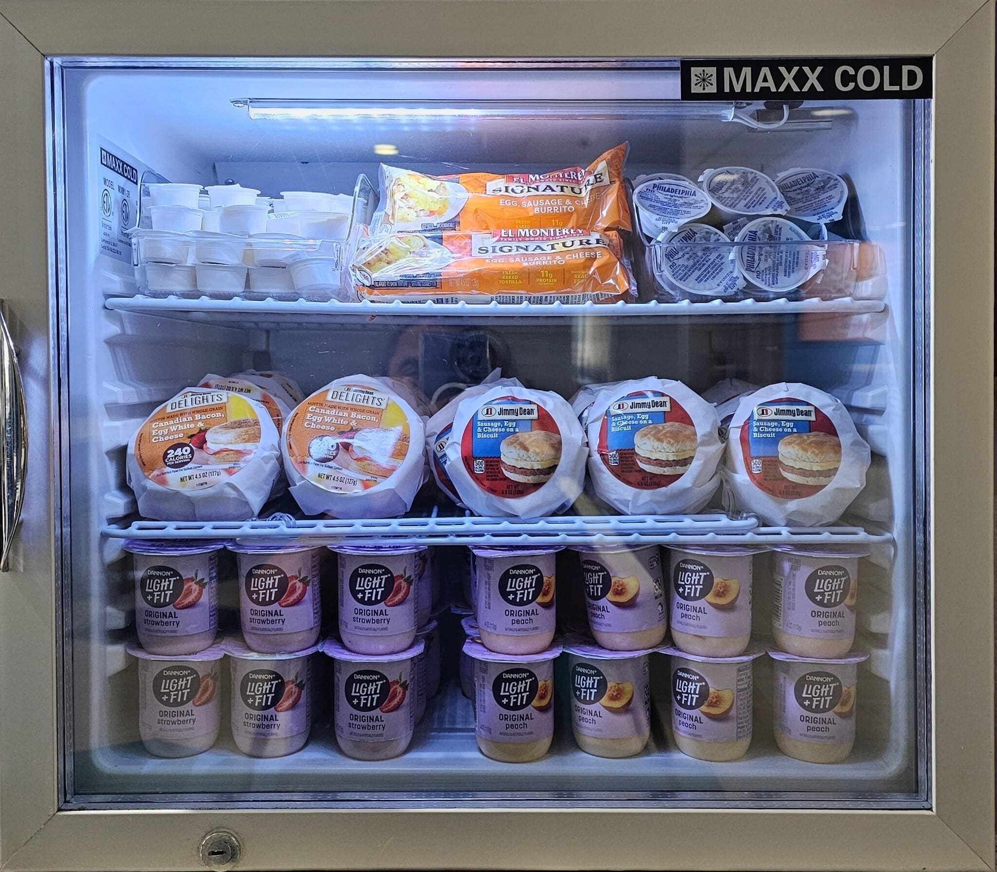 free daily self-service breakfast