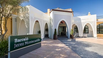 Entrada al alojamiento