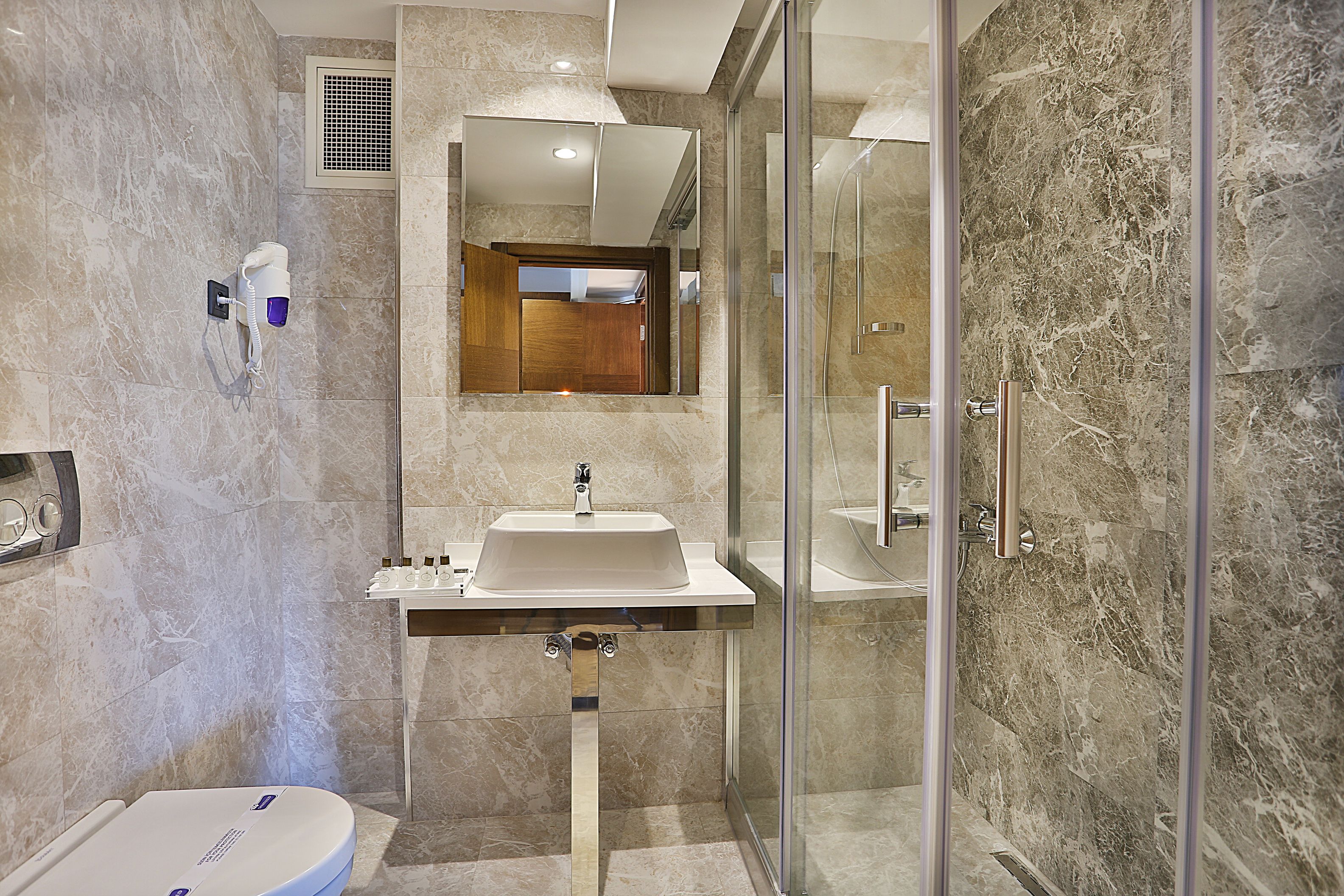 Photo - Grand Sagcanlar Hotel