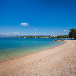 Beach nearby, sun-loungers, beach umbrellas, beach bar