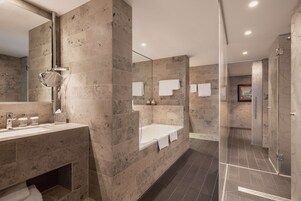 Royal Suite, Club Lounge Access | Bathroom | Separate tub and shower, designer toiletries, hair dryer, bathrobes