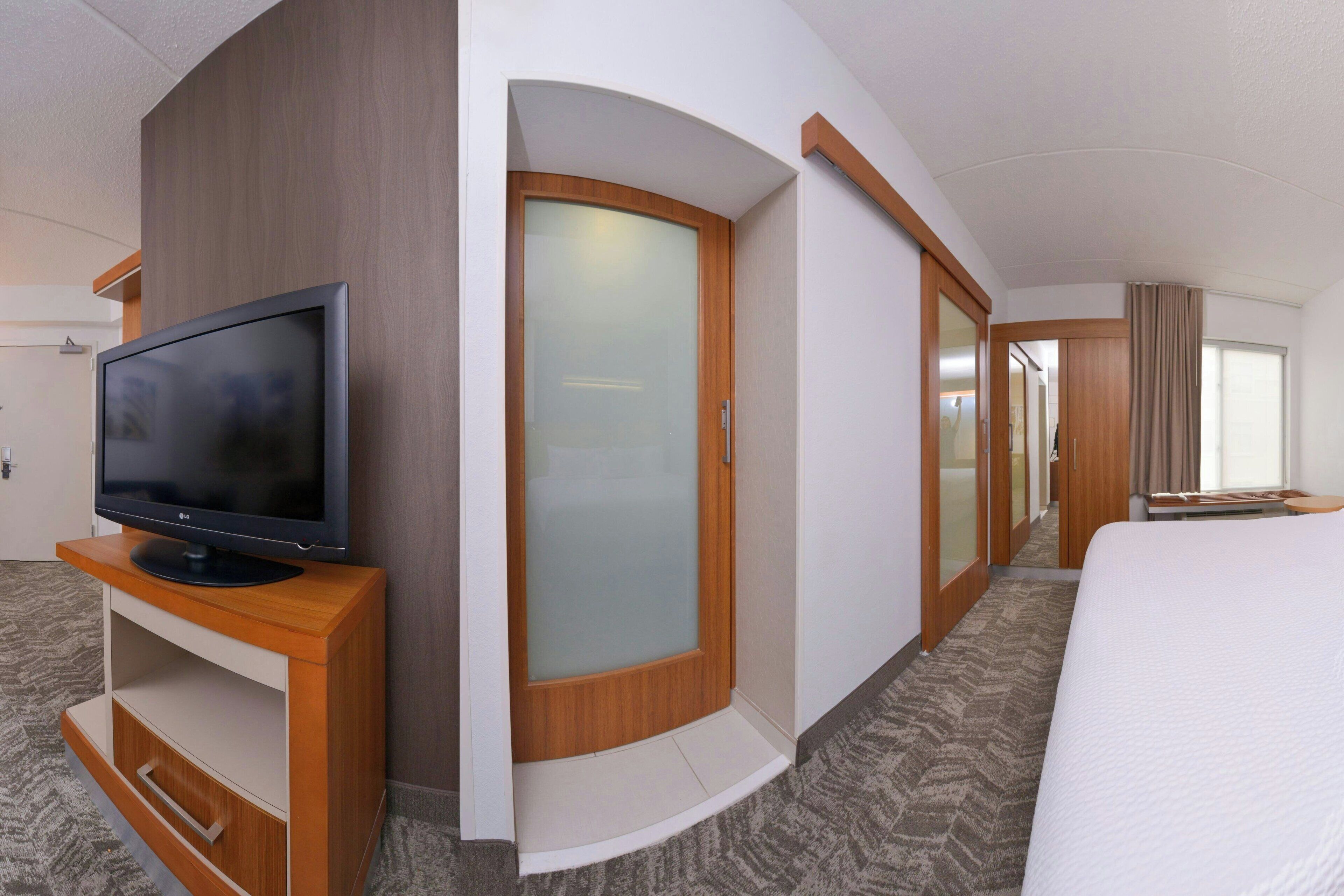 premium bedding, down duvets, pillow-top beds, desk