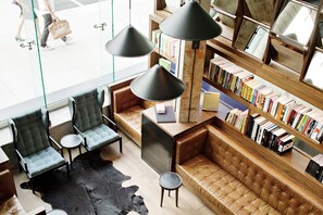 Library - The Nolitan (New York)