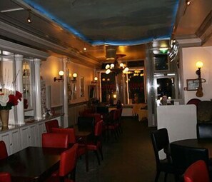 Dining - Hotel 83 (Amsterdam)