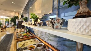 自助早餐