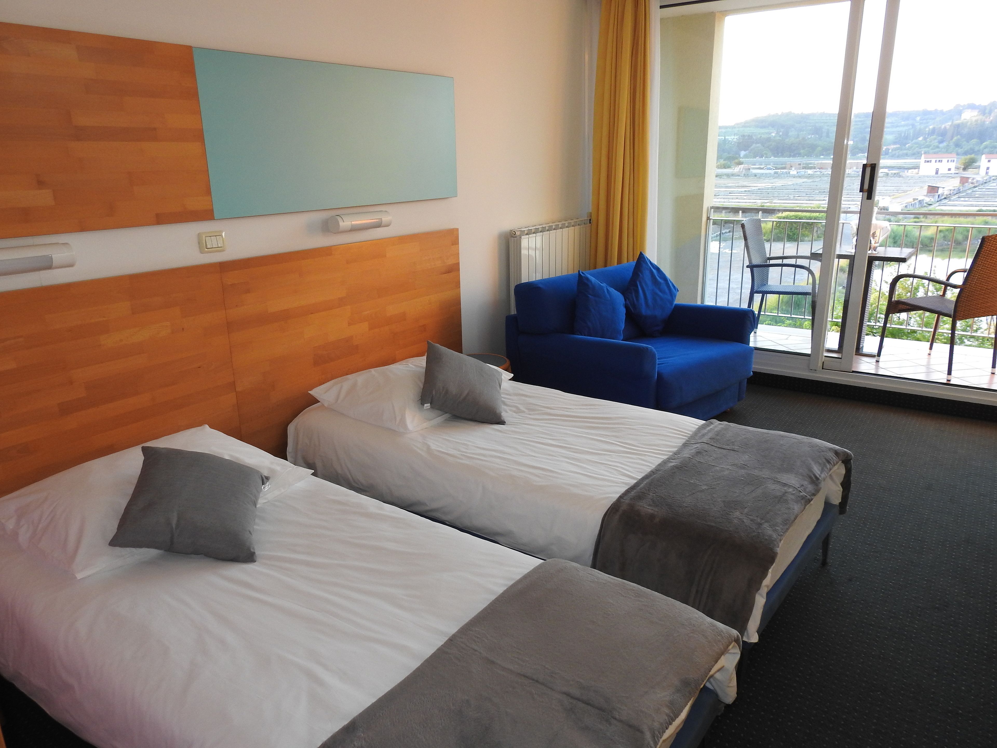 double room, balcony, sea view | room amenity
