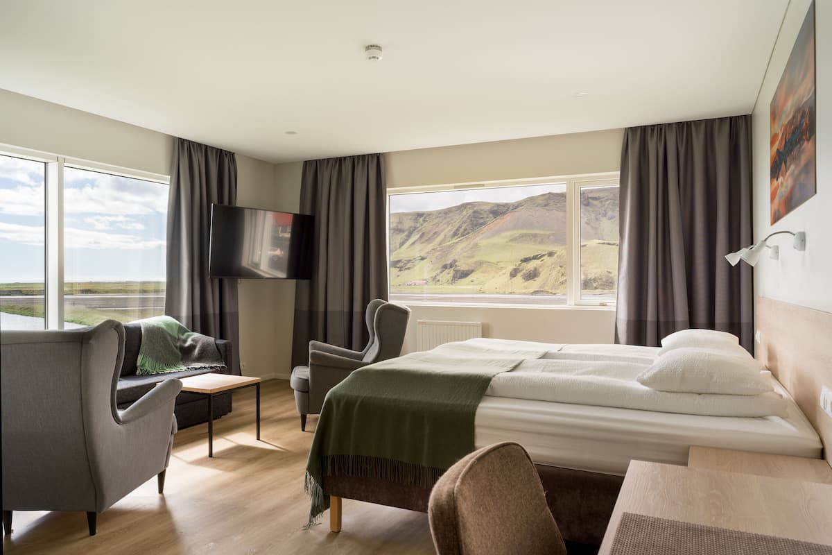 Deluxe Double Room with Hot Tub Access