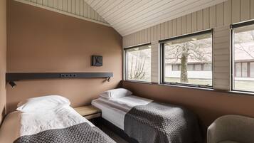 1 bedroom, desk, laptop workspace, free WiFi