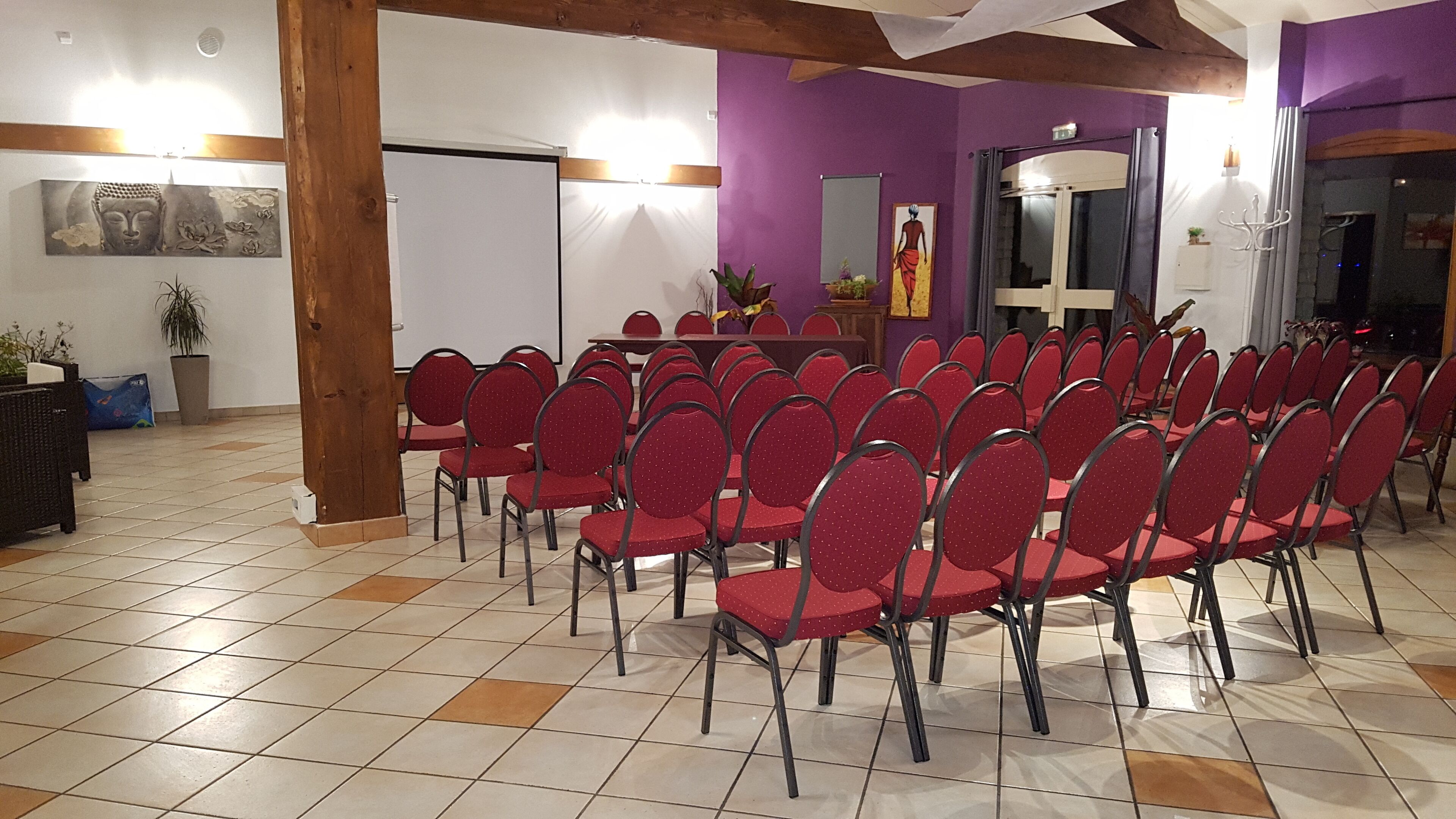 lunch and dinner served, regional cuisine