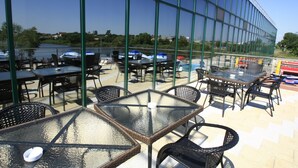 Terrace/patio - Mirage Snagov Hotel & Resort (Snagov)