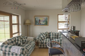 Bar (on property) - 15 on Penguin Guest House (Cape Town)