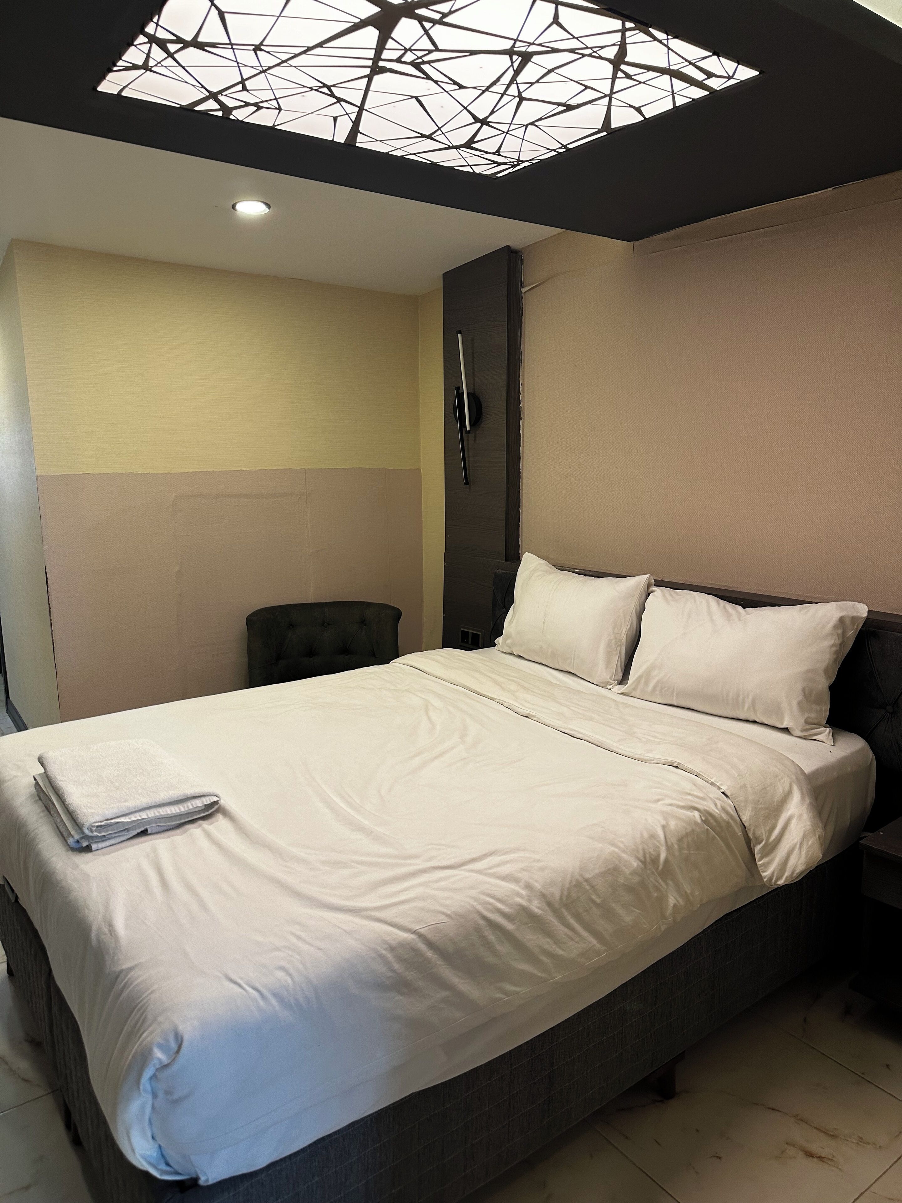 Photo - Hotel Buhara Family Inn