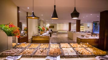 Ilmainen päivittäinen buffetaamiainen