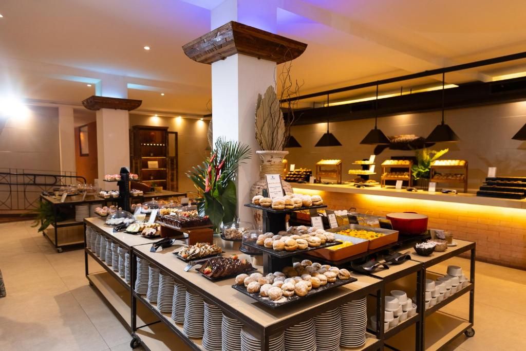 Buffet de café da manh ã