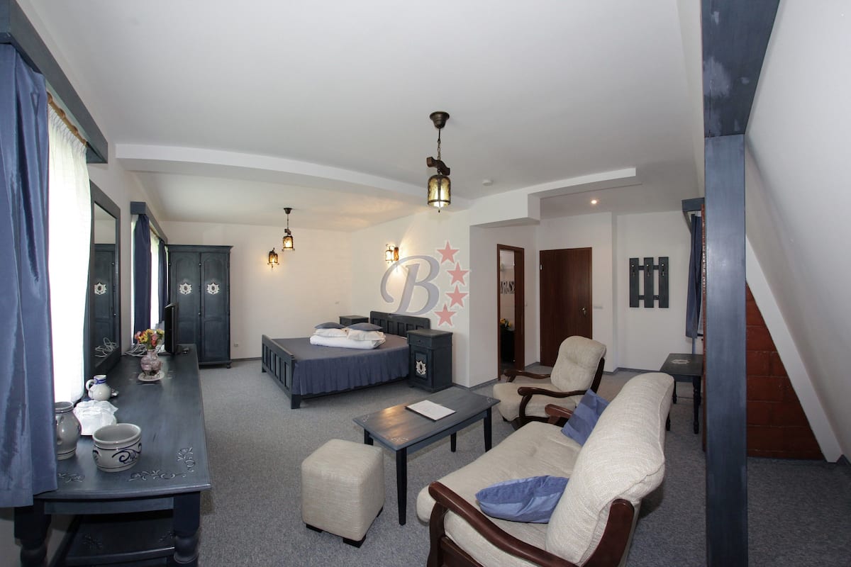In-room safe, individually furnished, free WiFi, bed sheets